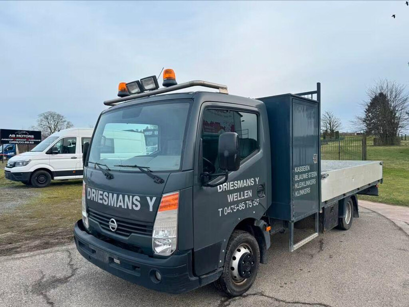 Nissan Cabstar 2.5D - Flatbed - Dropside/ Flatbed truck: picture 1 Nissan Cabstar 2.5D - Flatbed - Dropside/ Flatbed truck: picture 1