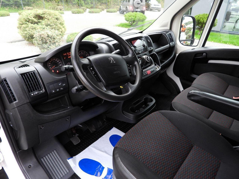 Peugeot BOXER SKRZYNIA PODWÓJNA KABINA DOKA 7 MIEJSC TEMPOMAT KLIMATYZAC - Open body delivery van, Combi van: picture 2 Peugeot BOXER SKRZYNIA PODWÓJNA KABINA DOKA 7 MIEJSC TEMPOMAT KLIMATYZAC - Open body delivery van, Combi van: picture 2