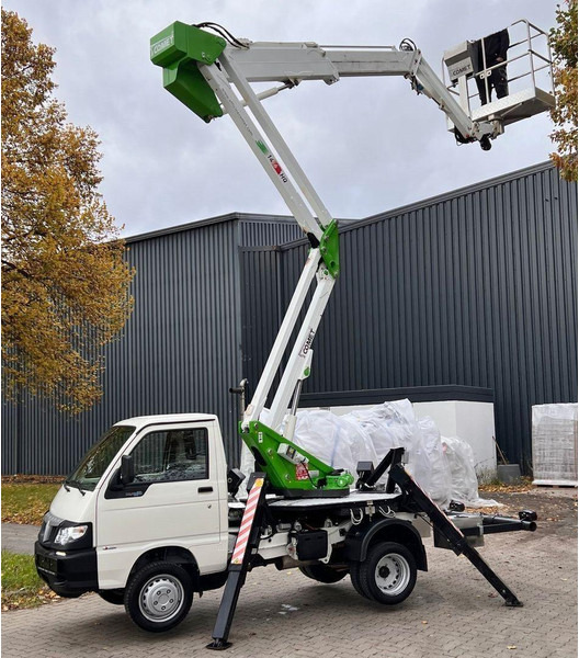 Piaggio Porter Maxxi COMET E50-2007 12 m - Truck mounted aerial platform: picture 1 Piaggio Porter Maxxi COMET E50-2007 12 m - Truck mounted aerial platform: picture 1