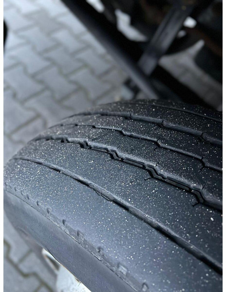 Box truck Renault D 210: picture 8