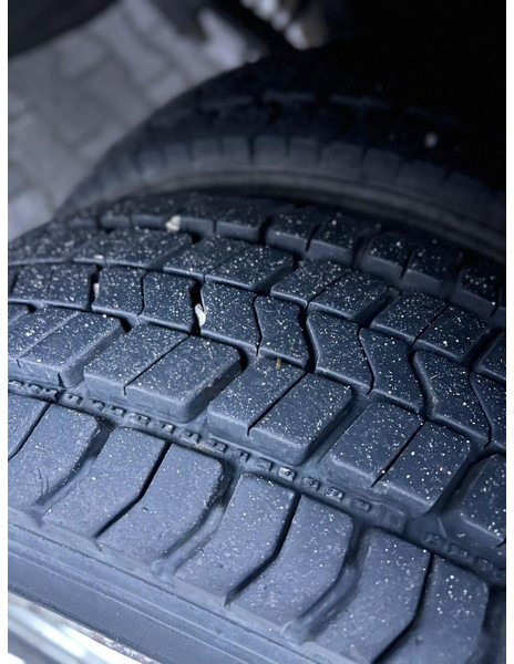 Box truck Renault D 210: picture 7