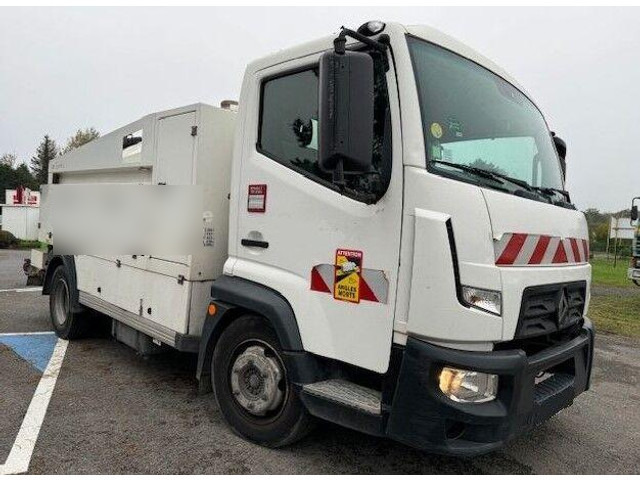 Renault D7.5 L3 - Vacuum truck: picture 1 Renault D7.5 L3 - Vacuum truck: picture 1
