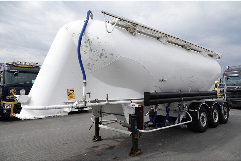 SPITZER CEMENTONACZEPA / 37 000 L / SILOS / 3 KOMORY / OSIE SAF - Silo semi-trailer: picture 3 SPITZER CEMENTONACZEPA / 37 000 L / SILOS / 3 KOMORY / OSIE SAF - Silo semi-trailer: picture 3