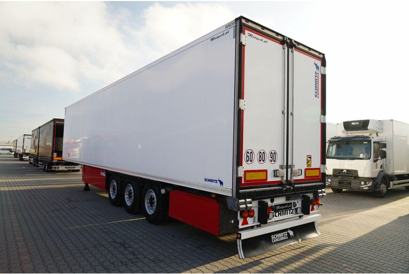 Schmitz Cargobull CHŁODNIA / CARRIER VECTOR 1550 / OŚ PODNOSZONA / DOPPELSTOCK / K - Refrigerator semi-trailer: picture 3 Schmitz Cargobull CHŁODNIA / CARRIER VECTOR 1550 / OŚ PODNOSZONA / DOPPELSTOCK / K - Refrigerator semi-trailer: picture 3