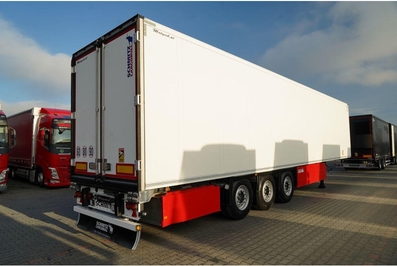 Schmitz Cargobull CHŁODNIA / CARRIER VECTOR 1550 / OŚ PODNOSZONA / DOPPELSTOCK / K - Refrigerator semi-trailer: picture 5 Schmitz Cargobull CHŁODNIA / CARRIER VECTOR 1550 / OŚ PODNOSZONA / DOPPELSTOCK / K - Refrigerator semi-trailer: picture 5