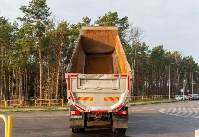 Tatra PHOENIX 8x8 Tipper - Tipper, Crane truck: picture 4 Tatra PHOENIX 8x8 Tipper - Tipper, Crane truck: picture 4