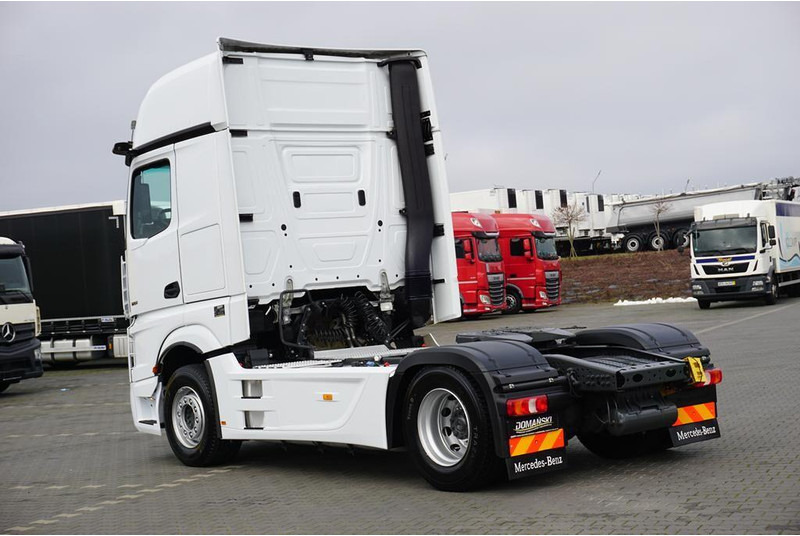 Mercedes-Benz ACTROS L / 1851 / E 6 / MP 5 / RETARDER / GIGA SPACE - Tractor unit: picture 5 Mercedes-Benz ACTROS L / 1851 / E 6 / MP 5 / RETARDER / GIGA SPACE - Tractor unit: picture 5