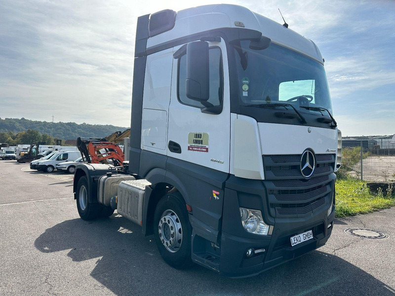 Mercedes-Benz Actros 1845 - Tractor unit: picture 1 Mercedes-Benz Actros 1845 - Tractor unit: picture 1