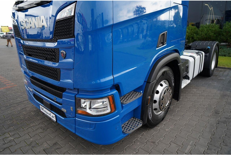 Tractor unit Scania R 450: picture 11