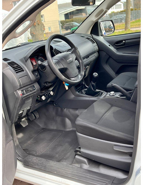 Truck, Crane truck Isuzu D-Max 4x4 Lifting basket - Klubb K26 -12m: picture 15