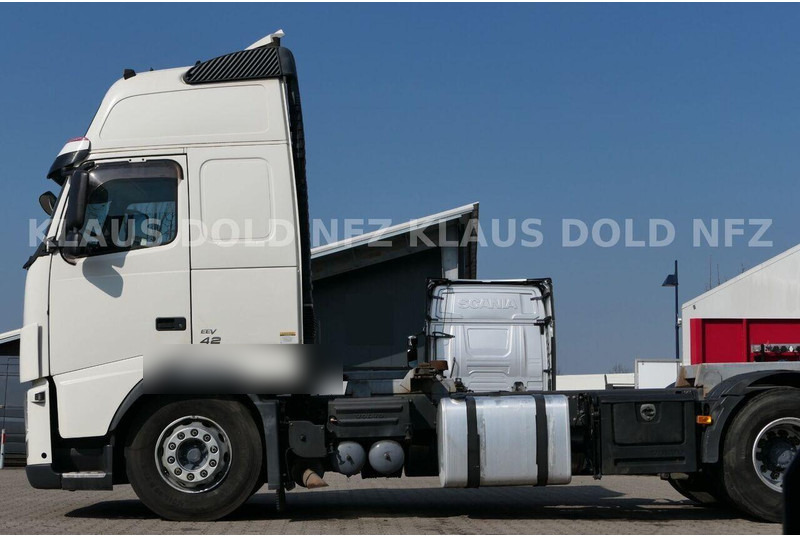 Volvo FH 420 - Container truck 6x2 - Container transporter/ Swap body truck: picture 5 Volvo FH 420 - Container truck 6x2 - Container transporter/ Swap body truck: picture 5