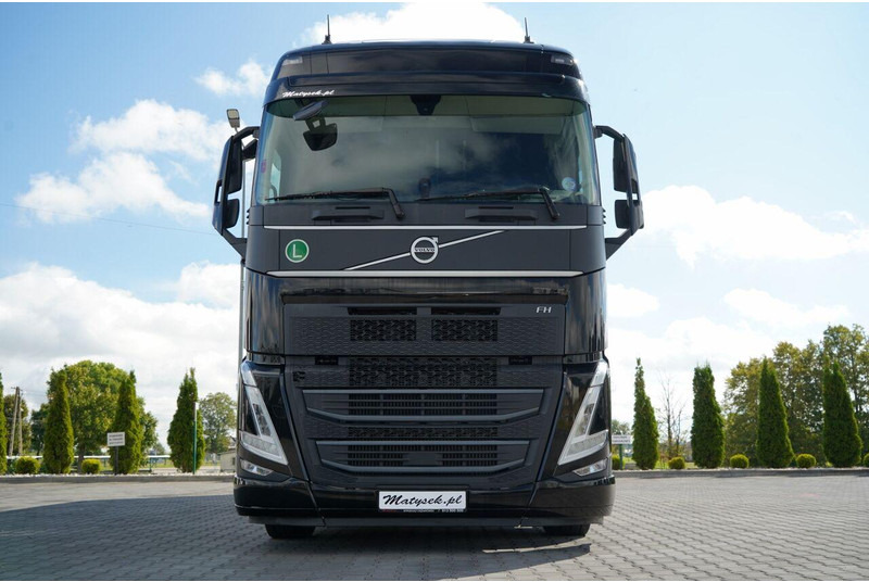 Volvo FH 500 / I-SAVE / TANDEM PRZEJAZDOWY / 2023 / KLIMA POSTOJOWA / - Curtain side truck: picture 3 Volvo FH 500 / I-SAVE / TANDEM PRZEJAZDOWY / 2023 / KLIMA POSTOJOWA / - Curtain side truck: picture 3