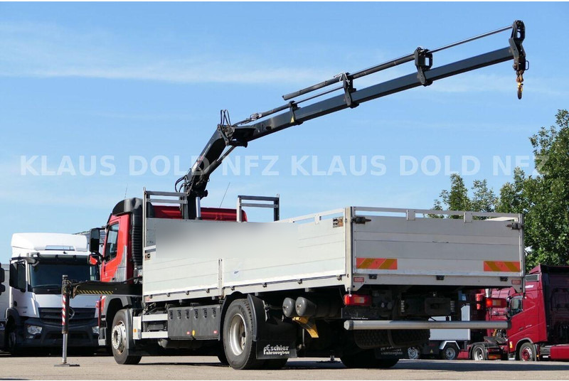 Volvo FM 420 - Flatbed truck + crane - Dropside/ Flatbed truck, Crane truck: picture 4 Volvo FM 420 - Flatbed truck + crane - Dropside/ Flatbed truck, Crane truck: picture 4
