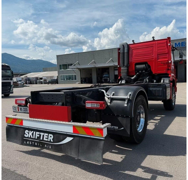 Volvo FMX 430 AWD 4x4 / Only 3300 km - Cab chassis truck: picture 4 Volvo FMX 430 AWD 4x4 / Only 3300 km - Cab chassis truck: picture 4