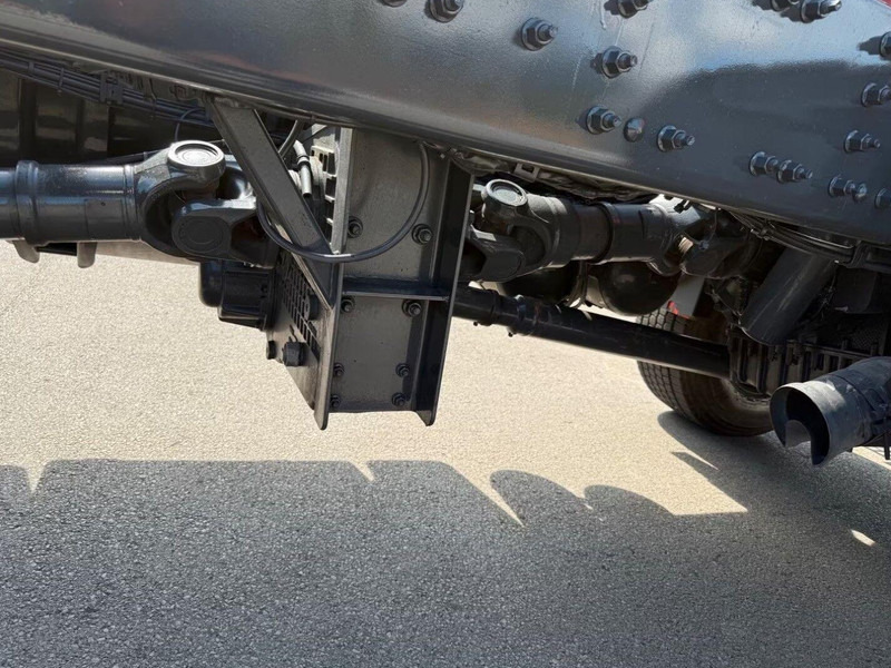 Volvo FMX 430 AWD 4x4 / Only 3300 km - Cab chassis truck: picture 5 Volvo FMX 430 AWD 4x4 / Only 3300 km - Cab chassis truck: picture 5