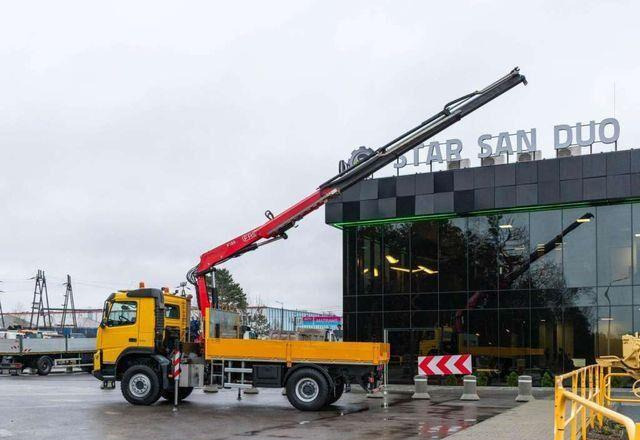 Volvo FMX330 4x4 FASSI F135A2.23 Crane Kran - Dropside/ Flatbed truck, Crane truck: picture 2 Volvo FMX330 4x4 FASSI F135A2.23 Crane Kran - Dropside/ Flatbed truck, Crane truck: picture 2