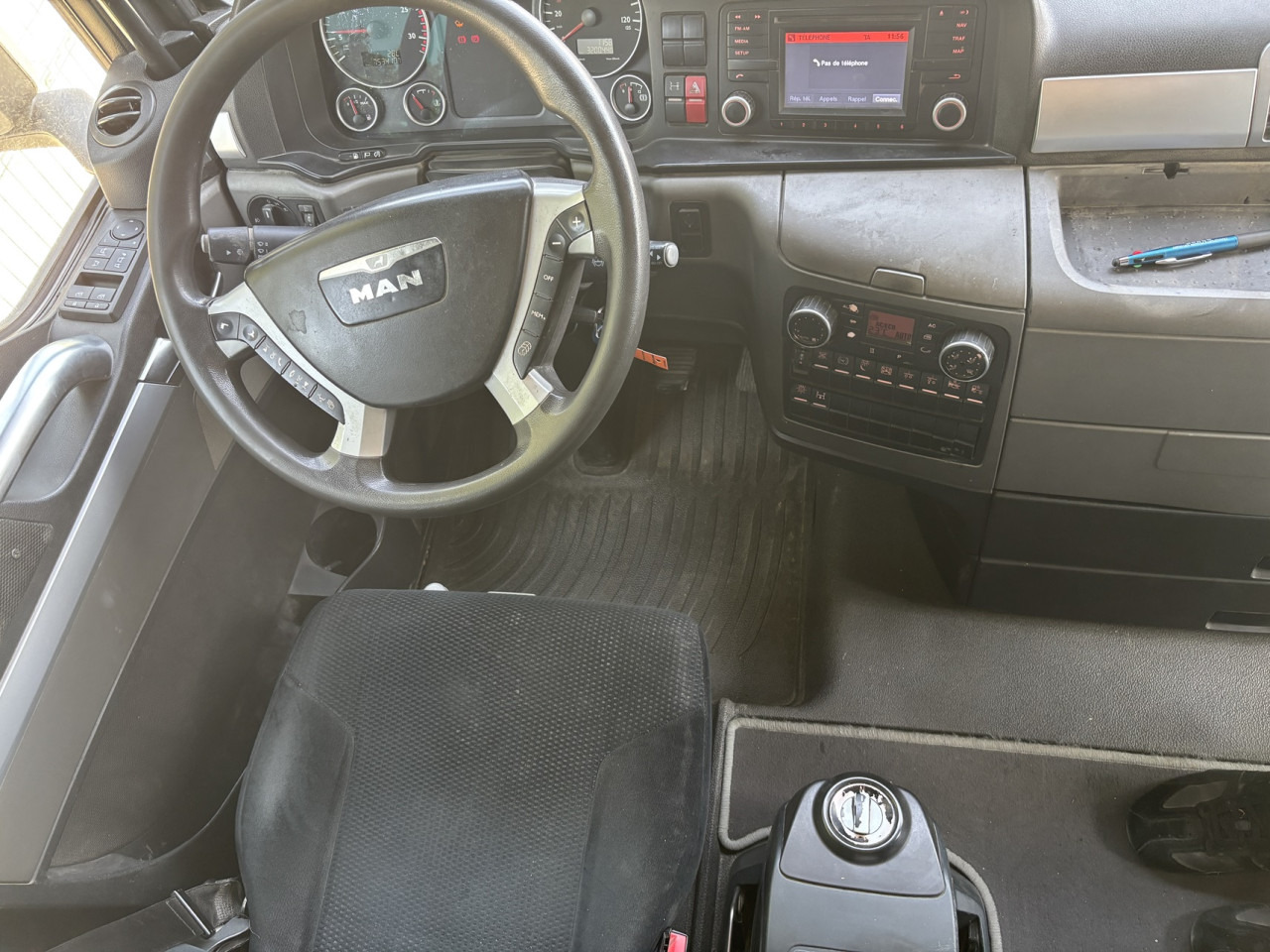 MAN TGA440 6X2/4 - Tractor unit: picture 2 MAN TGA440 6X2/4 - Tractor unit: picture 2