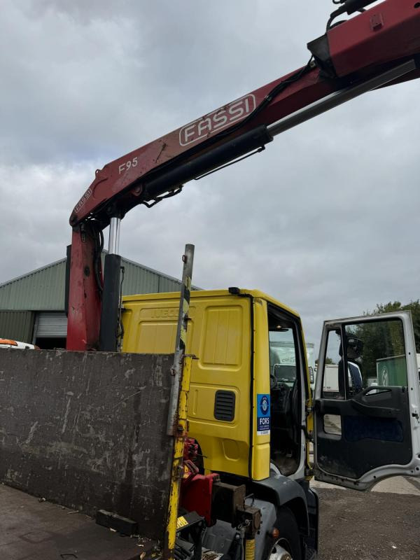 Iveco 18 Ton 180E25 Flat - Dropside/ Flatbed truck: picture 3 Iveco 18 Ton 180E25 Flat - Dropside/ Flatbed truck: picture 3