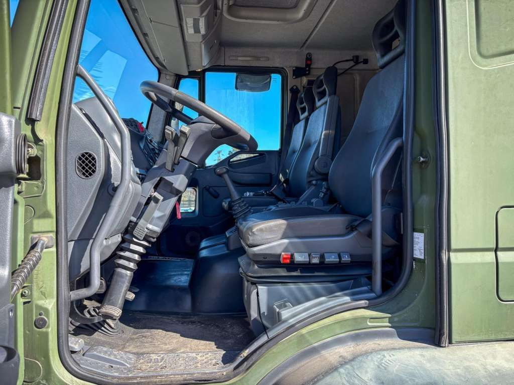 New Curtain side truck Iveco  EUROCARGO 4x4 Offroad Camper Winde: picture 20