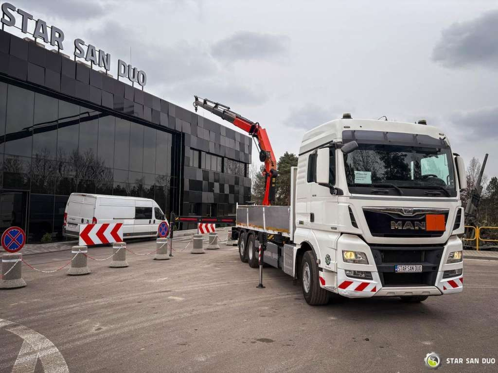MAN TGX 26.480 6x2 PALFINGER PK 33002 EH Crane Winc - Crane truck: picture 2 MAN TGX 26.480 6x2 PALFINGER PK 33002 EH Crane Winc - Crane truck: picture 2