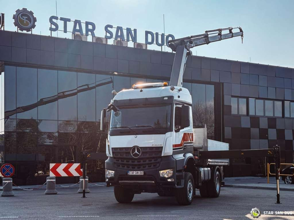 Mercedes-Benz AROCS 1851 4x4 PALFINGER PK 20002 Crane Kran - Crane truck: picture 1 Mercedes-Benz AROCS 1851 4x4 PALFINGER PK 20002 Crane Kran - Crane truck: picture 1