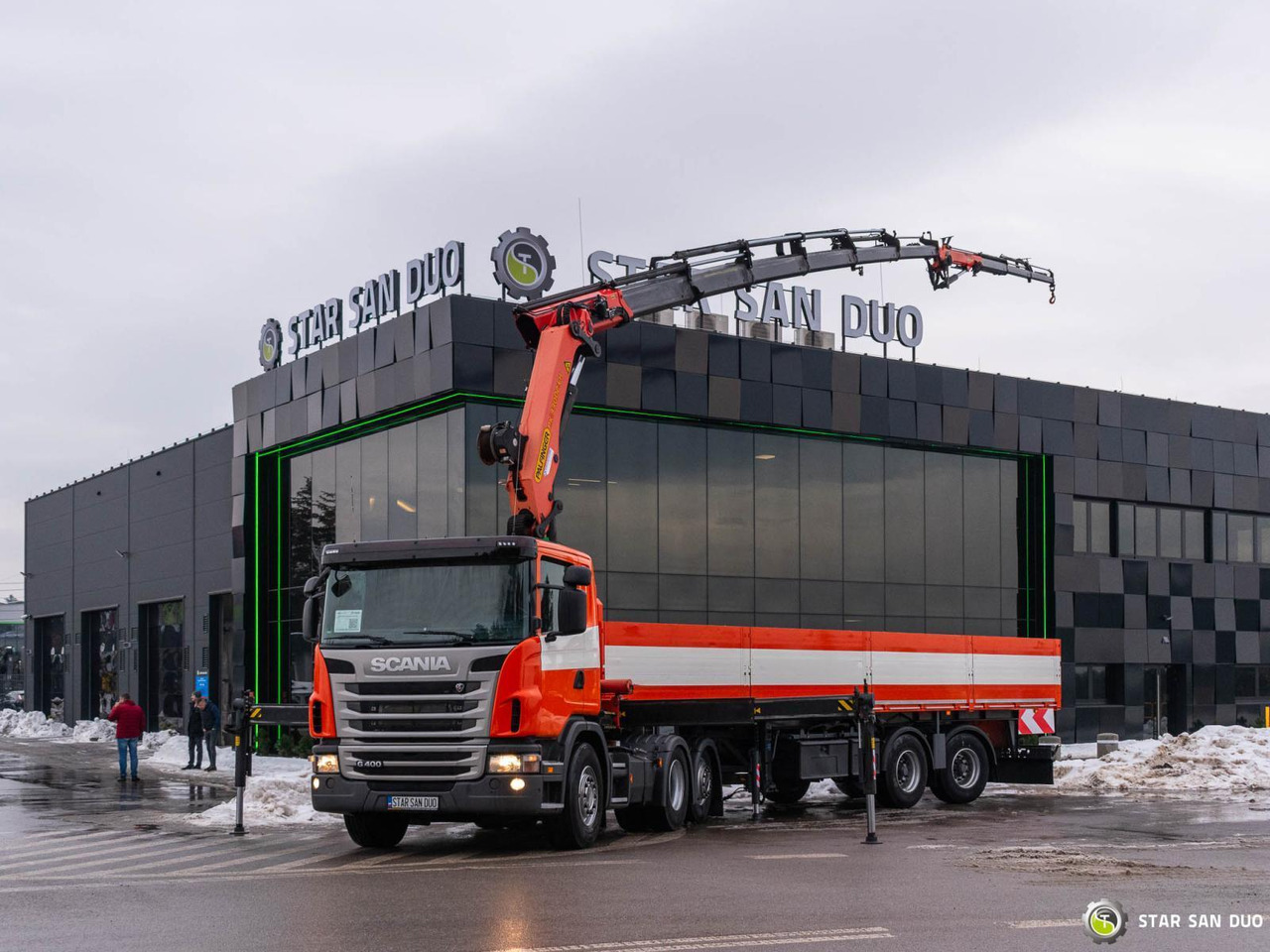 - Crane truck: picture 3 - Crane truck: picture 3