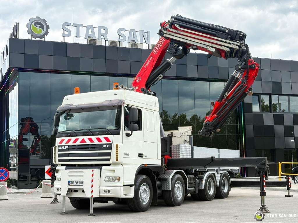 DAF XF 105.510 8x4 FASSI F800 XP Crane Fifth wheel - Tractor unit: picture 2 DAF XF 105.510 8x4 FASSI F800 XP Crane Fifth wheel - Tractor unit: picture 2