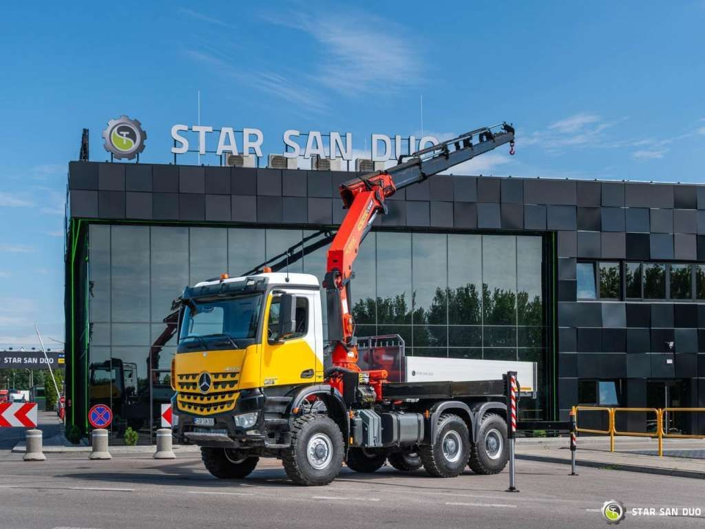 Mercedes-Benz AROCS 3345 6x6 PALFINGER PK 33002 Euro 6 Crane - Tractor unit: picture 4 Mercedes-Benz AROCS 3345 6x6 PALFINGER PK 33002 Euro 6 Crane - Tractor unit: picture 4