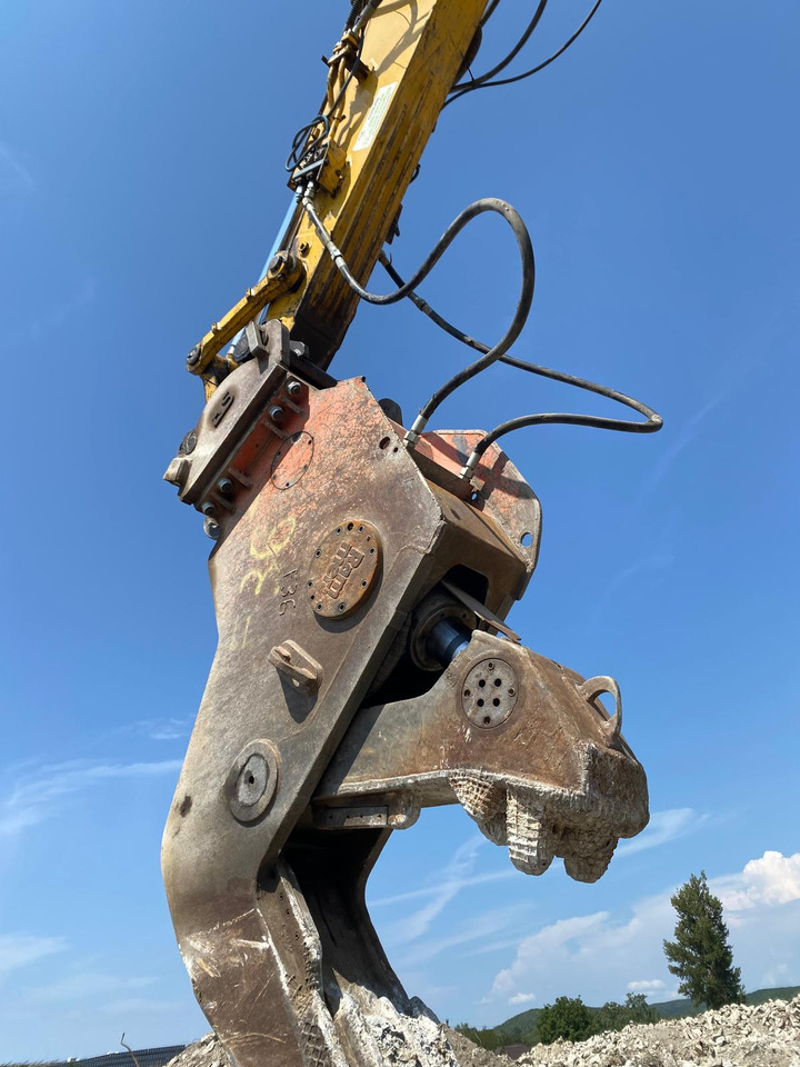 RAMMER RB - Demolition shears for Crawler excavator: picture 2 RAMMER RB - Demolition shears for Crawler excavator: picture 2