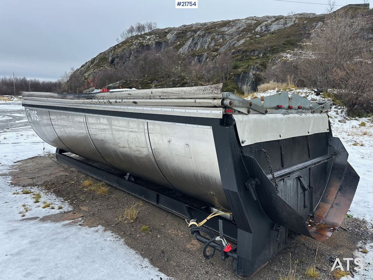 CMT 2012 CMT ASF 13 asfaltbalje til krokbil - Roll-off container: picture 1 CMT 2012 CMT ASF 13 asfaltbalje til krokbil - Roll-off container: picture 1