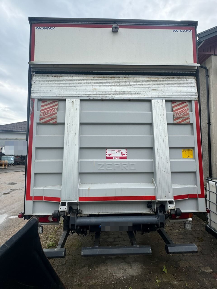 DAF CF310 - Box truck: picture 4 DAF CF310 - Box truck: picture 4
