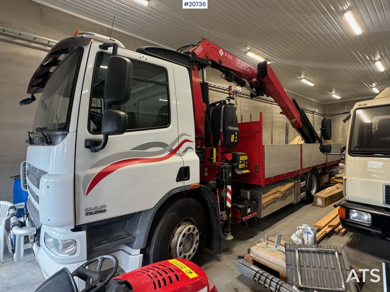DAF CF75.250 - Dropside/ Flatbed truck, Crane truck: picture 2 DAF CF75.250 - Dropside/ Flatbed truck, Crane truck: picture 2
