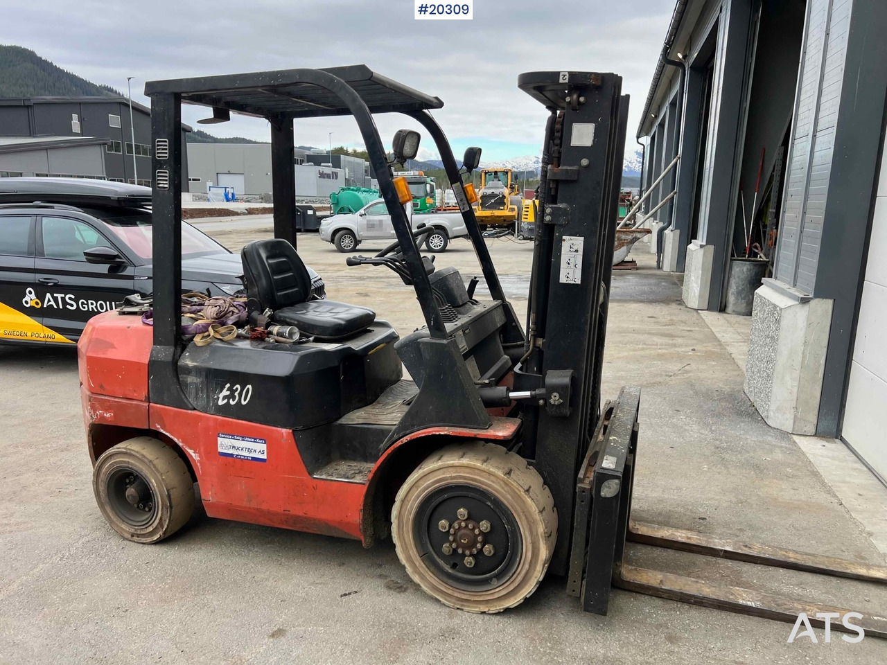 Gaffeltruck FG301 - Forklift: picture 2 Gaffeltruck FG301 - Forklift: picture 2