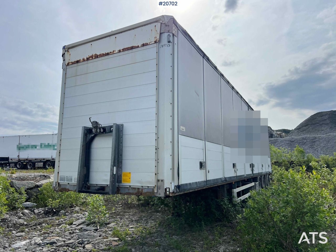 HRD 3 akslet - Closed box semi-trailer: picture 4 HRD 3 akslet - Closed box semi-trailer: picture 4