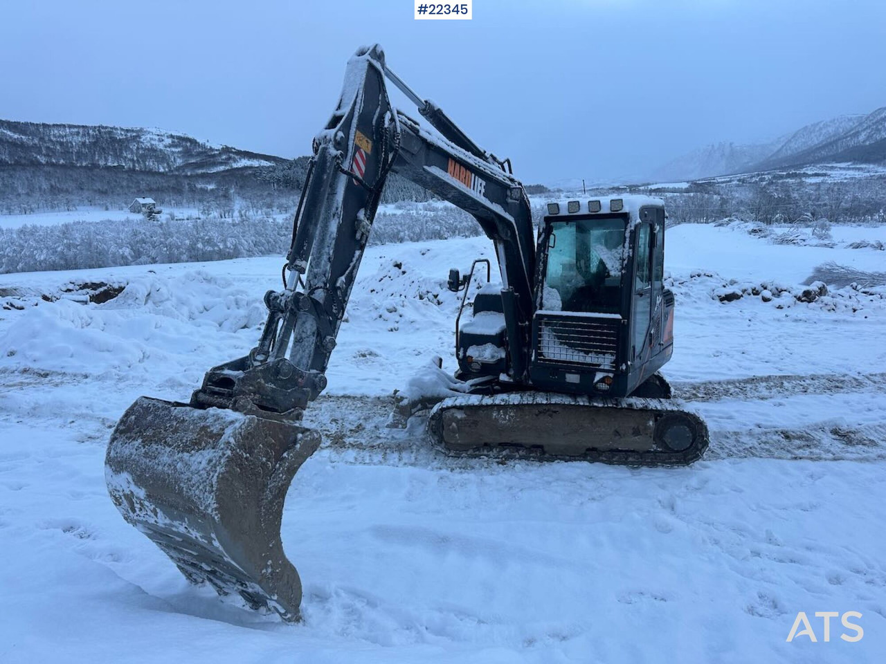 Hardlife HE80 minigraver m/ smalskuffe og graveskuffe. SE VIDEO - Crawler excavator: picture 1 Hardlife HE80 minigraver m/ smalskuffe og graveskuffe. SE VIDEO - Crawler excavator: picture 1