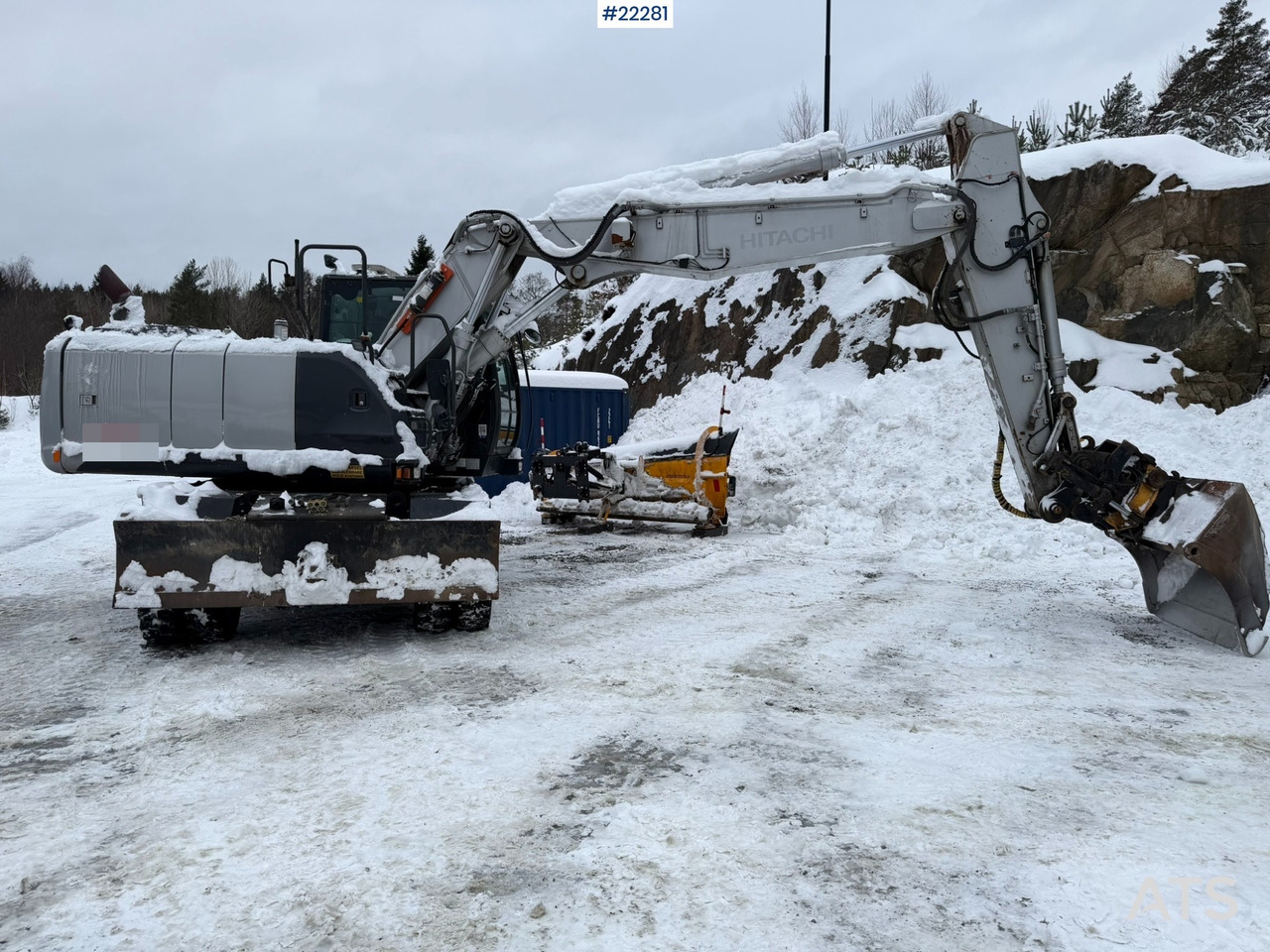 Hitachi ZX170W-5B hjulmaskin m/ 2 stk kjettinger, pusseskuffe,graveskuffe og rototilt - Wheel excavator: picture 2 Hitachi ZX170W-5B hjulmaskin m/ 2 stk kjettinger, pusseskuffe,graveskuffe og rototilt - Wheel excavator: picture 2