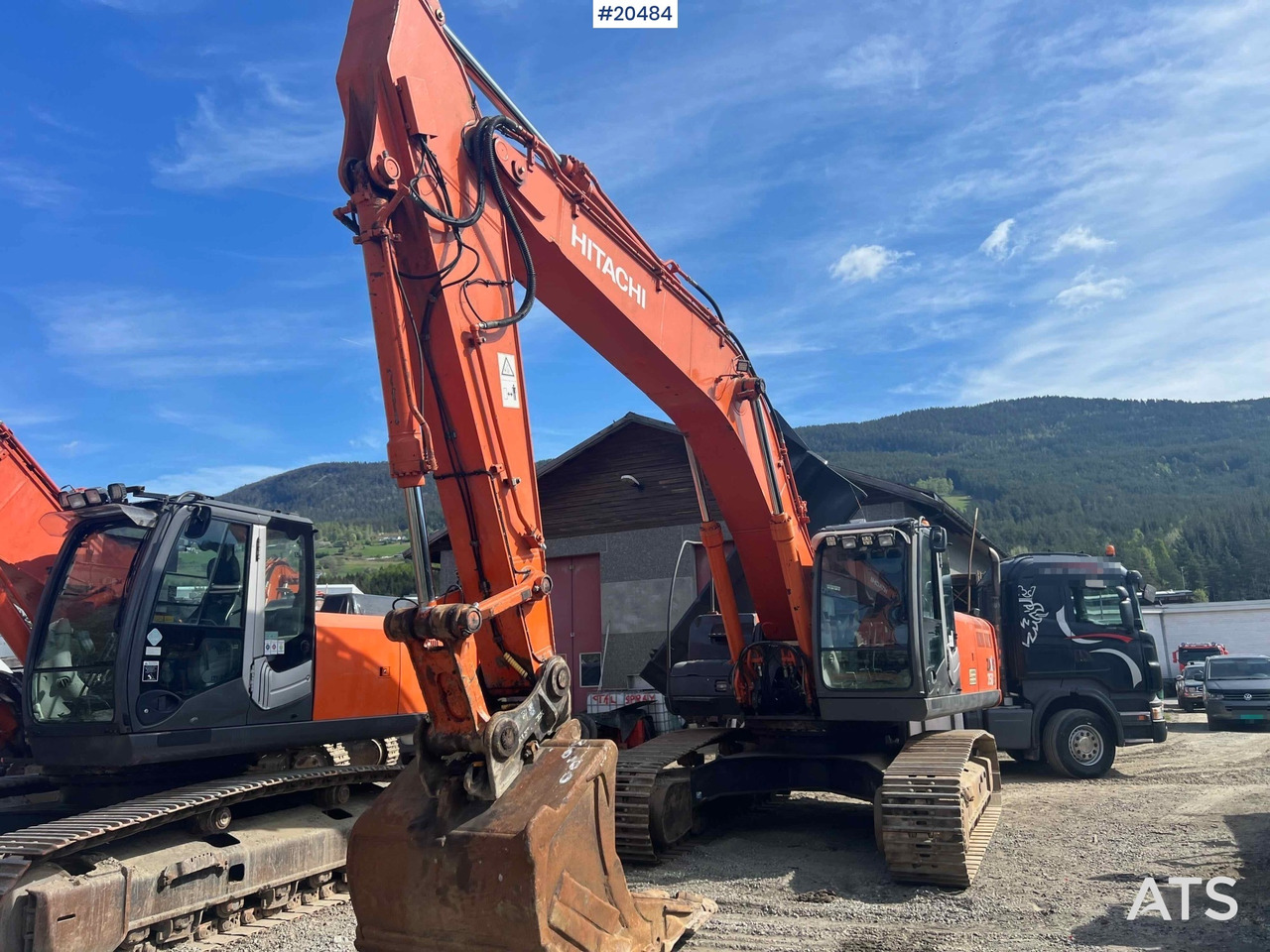 Hitachi ZX350LC-3 - Excavator: picture 2 Hitachi ZX350LC-3 - Excavator: picture 2