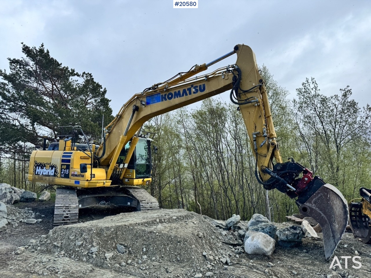 Komatsu HB215LC-2 - Excavator: picture 1 Komatsu HB215LC-2 - Excavator: picture 1