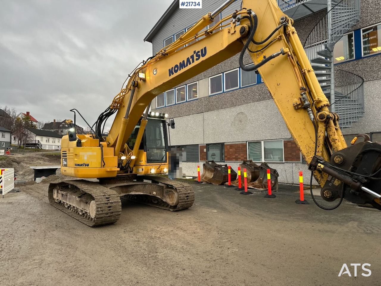 Komatsu PC228USLC-8 gravemaskin m/ 3 skuffer og rototilt. SE VIDEO - Crawler excavator: picture 1 Komatsu PC228USLC-8 gravemaskin m/ 3 skuffer og rototilt. SE VIDEO - Crawler excavator: picture 1