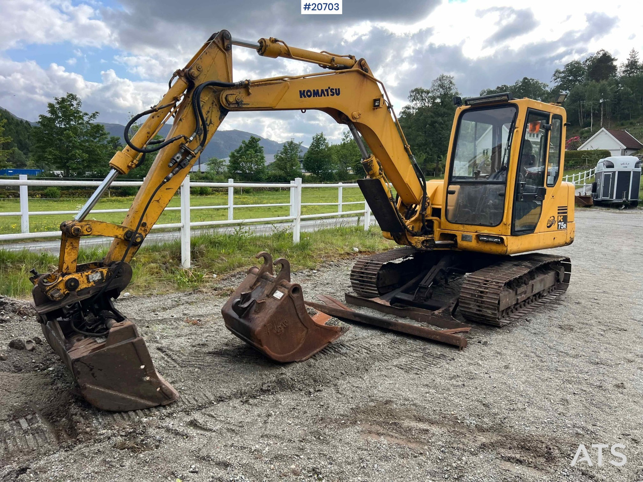 Komatsu PC75 - Excavator: picture 1 Komatsu PC75 - Excavator: picture 1