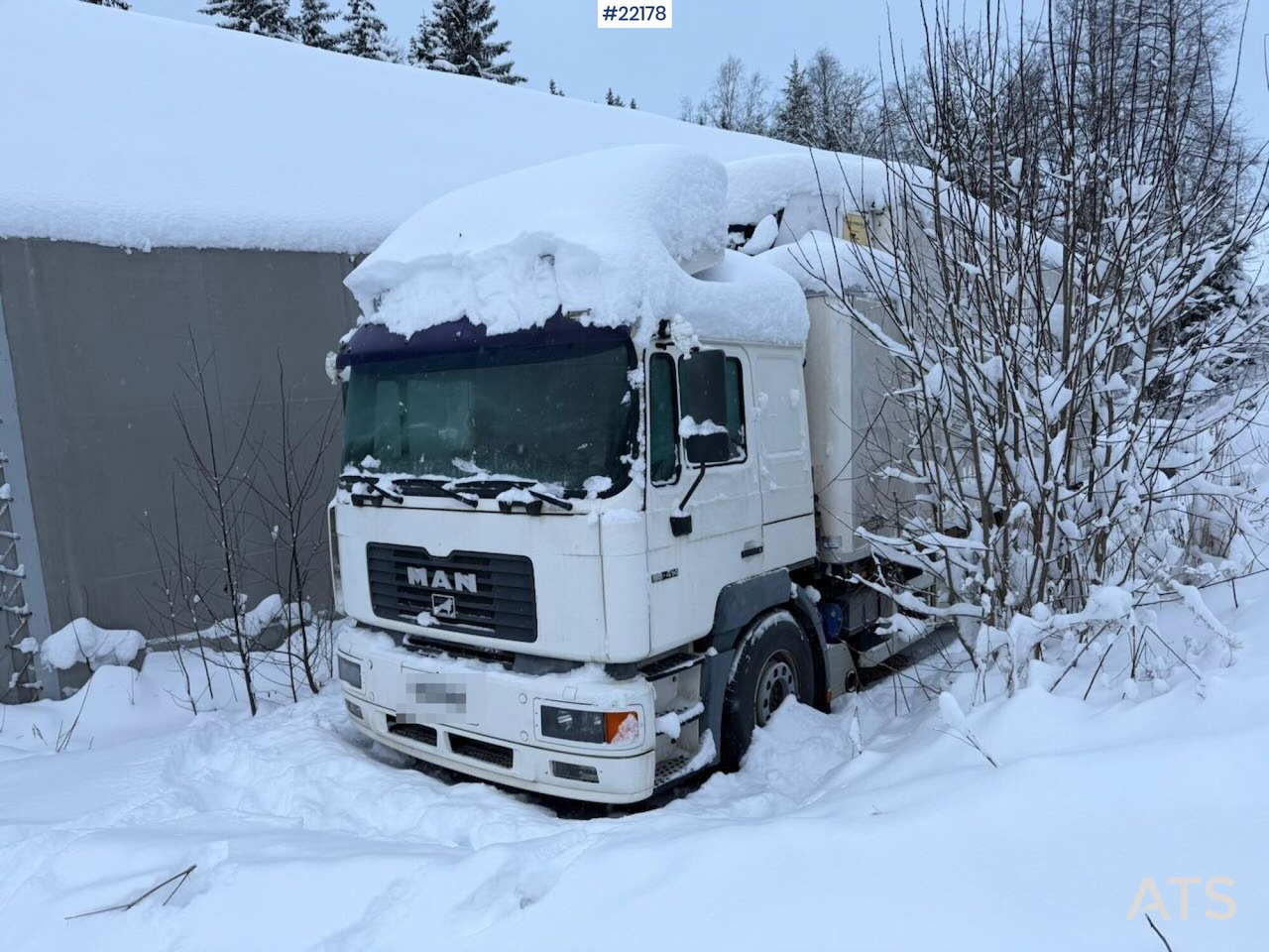 MAN 2000 MAN 26.414 Chassis m/ 2 vekselflak. Skiftet girkasse. - Refrigerator truck: picture 1 MAN 2000 MAN 26.414 Chassis m/ 2 vekselflak. Skiftet girkasse. - Refrigerator truck: picture 1