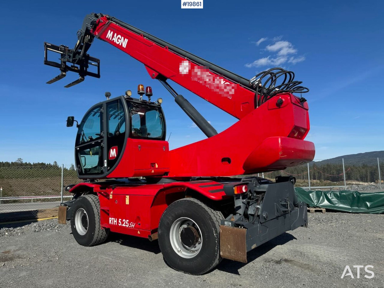 Magni RTH - Telescopic handler: picture 2 Magni RTH - Telescopic handler: picture 2