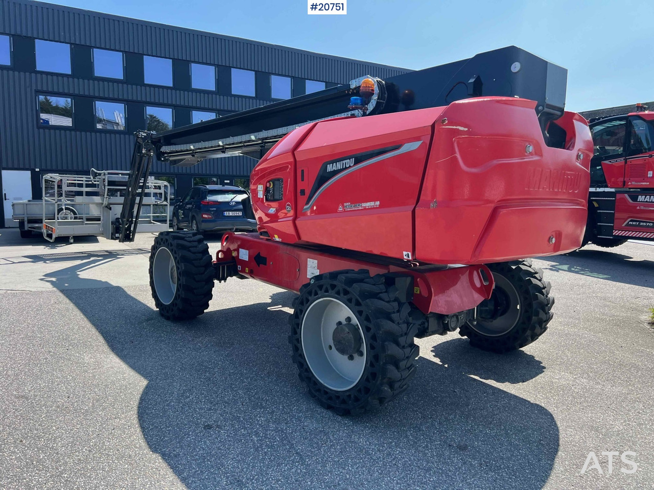 Manitou 220 TJ+ - Telescopic boom: picture 1 Manitou 220 TJ+ - Telescopic boom: picture 1