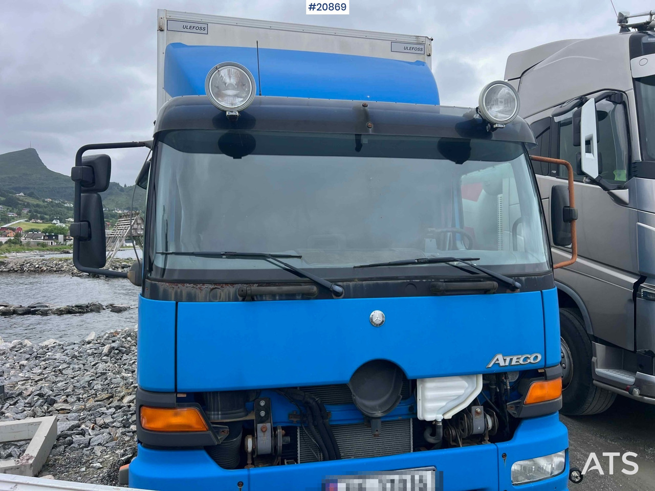 Mercedes 1523 - Box truck: picture 3 Mercedes 1523 - Box truck: picture 3