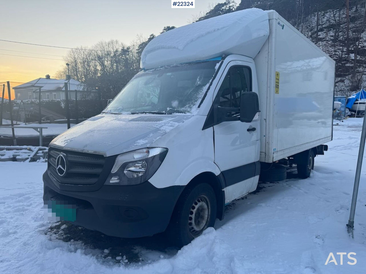 Mercedes 2018 Mercedes Sprinter Skapbil med lift og sidedør - Box truck: picture 1 Mercedes 2018 Mercedes Sprinter Skapbil med lift og sidedør - Box truck: picture 1