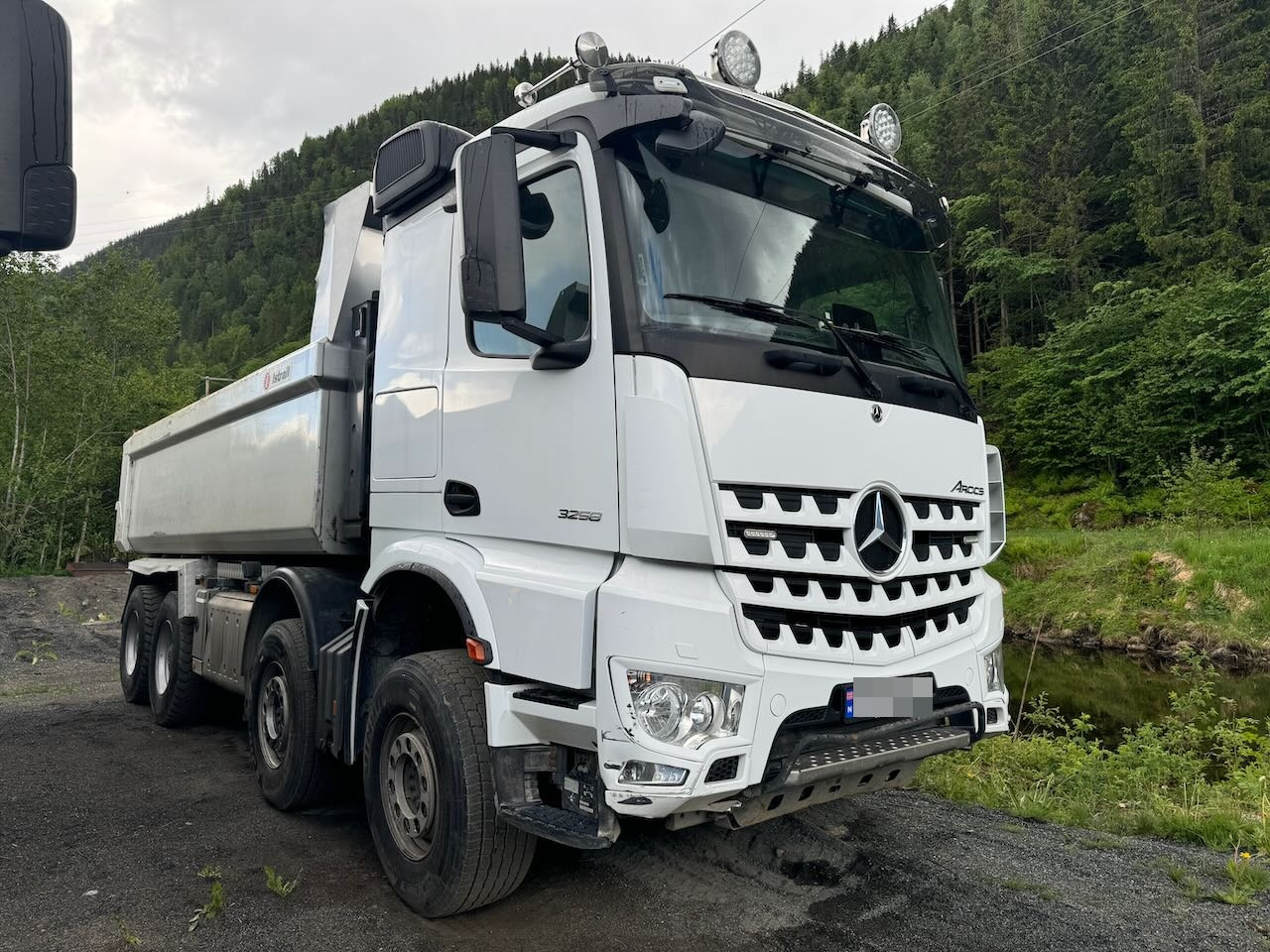 Mercedes 2020 Mercedes Arocs 3258 8x4 Tippbil – Lav kilometer! - Tipper: picture 1 Mercedes 2020 Mercedes Arocs 3258 8x4 Tippbil – Lav kilometer! - Tipper: picture 1