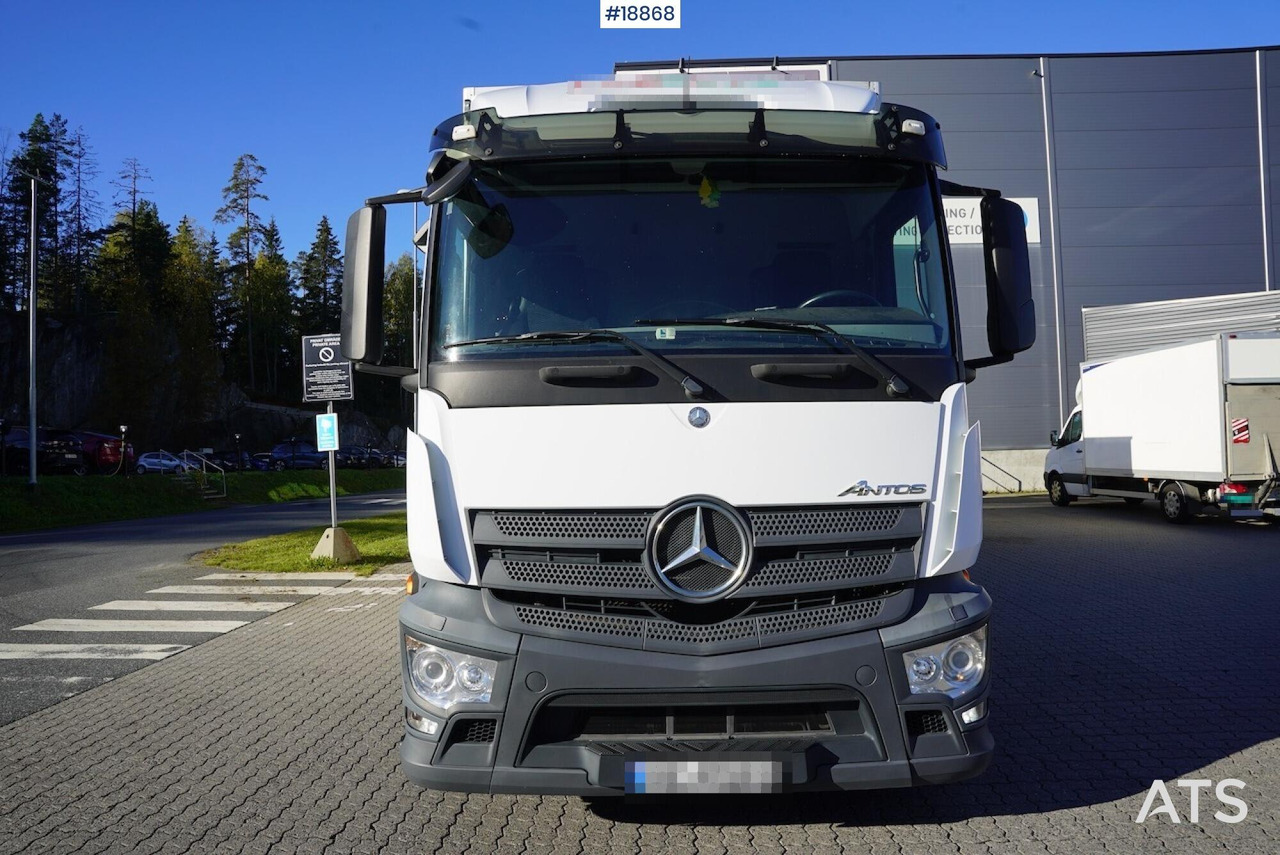 Mercedes Antos - Box truck: picture 3 Mercedes Antos - Box truck: picture 3