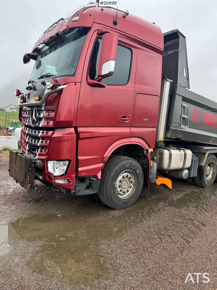Mercedes Arocs 2858 6x4 komplett brøyterigget m/underliggende skjær (lekkasje på retarder) - Tipper: picture 2 Mercedes Arocs 2858 6x4 komplett brøyterigget m/underliggende skjær (lekkasje på retarder) - Tipper: picture 2