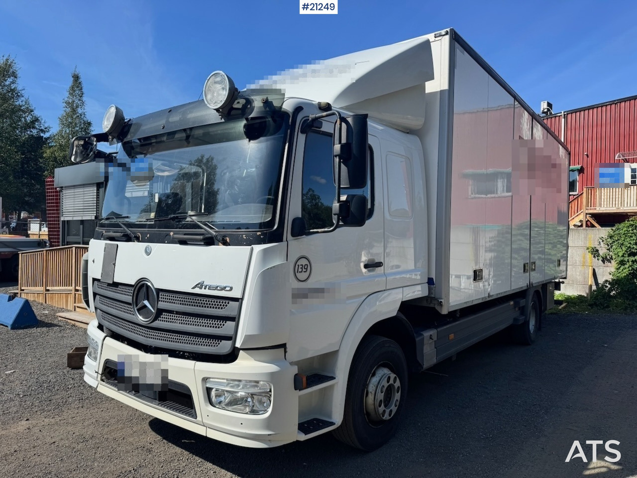 Mercedes Atego - Box truck: picture 1 Mercedes Atego - Box truck: picture 1