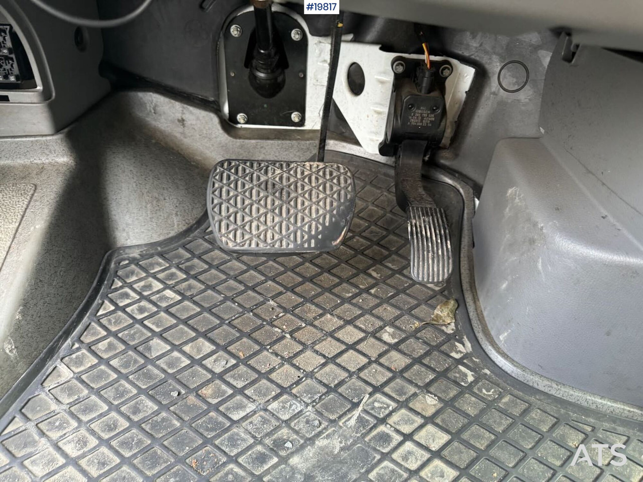 Closed box van Mercedes SPRINTER: picture 22